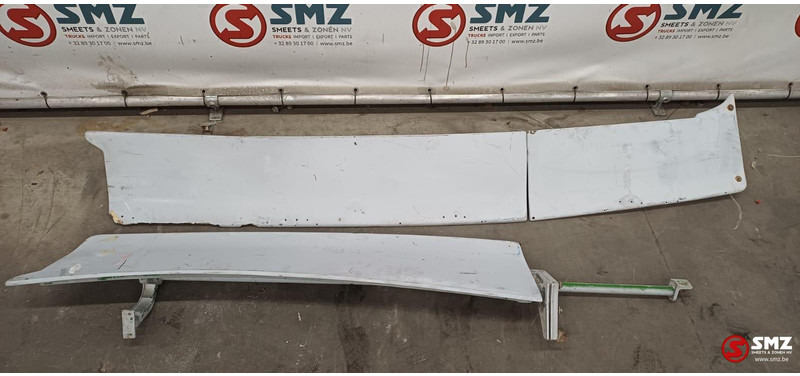 Mercedes-Benz Occ set cabinespoilers links + rechts Mercedes SK - Khí động học/ Spoiler cho Xe tải: hình 1 Mercedes-Benz Occ set cabinespoilers links + rechts Mercedes SK - Khí động học/ Spoiler cho Xe tải: hình 1