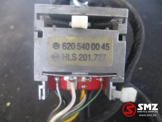 Mercedes-Benz Occ stuurschakelaar 620 540 00 45 mercedes sk - Công tắc cột lái cho Xe tải: hình 4 Mercedes-Benz Occ stuurschakelaar 620 540 00 45 mercedes sk - Công tắc cột lái cho Xe tải: hình 4