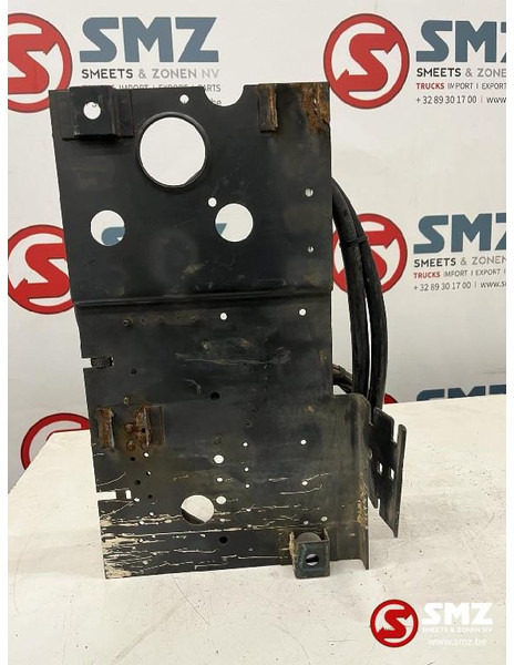 Mercedes-Benz Occ verdeelkast Actros MP2 - Linh kiện điện cho Xe tải: hình 3 Mercedes-Benz Occ verdeelkast Actros MP2 - Linh kiện điện cho Xe tải: hình 3