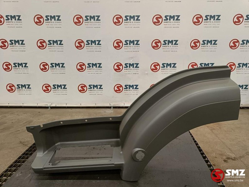 Mercedes-Benz Opstapbak boven links Axor - Thân xe và ngoại thất cho Xe tải: hình 1 Mercedes-Benz Opstapbak boven links Axor - Thân xe và ngoại thất cho Xe tải: hình 1