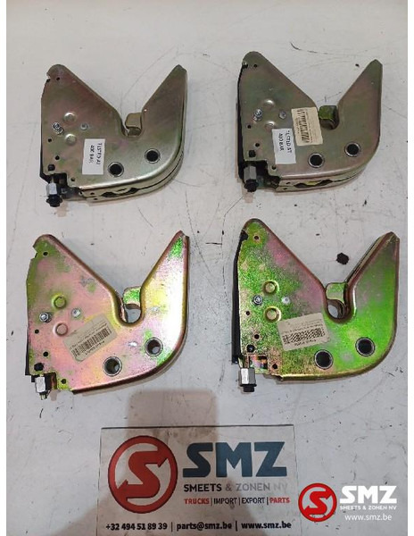 Mercedes-Benz Set van 4 cabinevergrendelingen L/R Mercedes - Cabin và nội thất cho Xe tải: hình 1 Mercedes-Benz Set van 4 cabinevergrendelingen L/R Mercedes - Cabin và nội thất cho Xe tải: hình 1