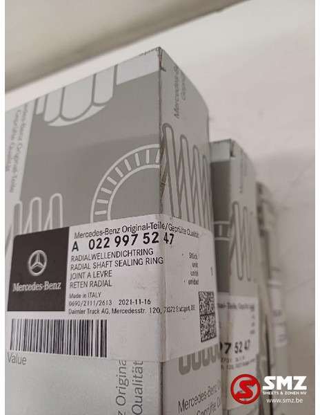 Mercedes-Benz Set van 4 wielnaafkeerrringen Mercedes - Hệ thống treo cho Xe tải: hình 4 Mercedes-Benz Set van 4 wielnaafkeerrringen Mercedes - Hệ thống treo cho Xe tải: hình 4