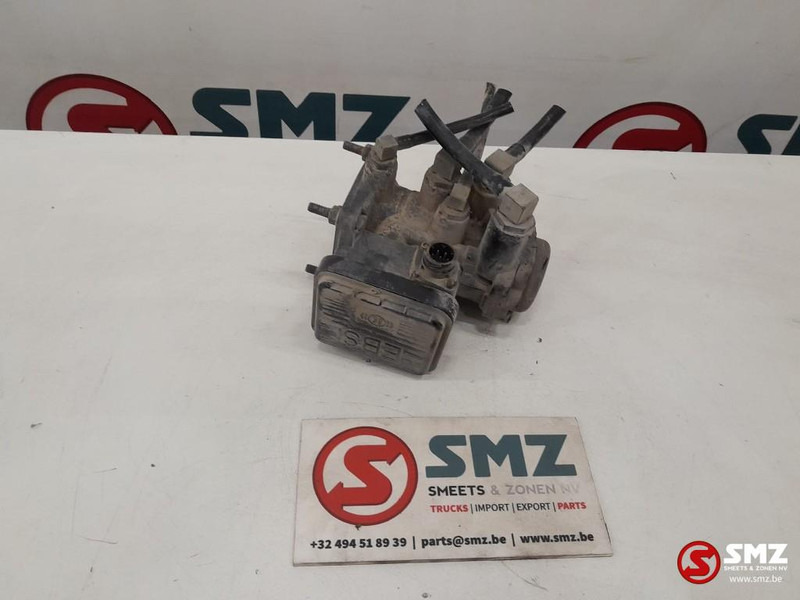 MAN Occ EBS aanhangwagenregelklep MAN - Phụ tùng cho Xe tải: hình 5 MAN Occ EBS aanhangwagenregelklep MAN - Phụ tùng cho Xe tải: hình 5