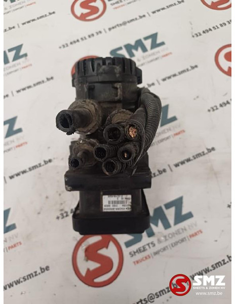 MAN Occ EBS voorasmodulator MAN - Phụ tùng cho Xe tải: hình 4 MAN Occ EBS voorasmodulator MAN - Phụ tùng cho Xe tải: hình 4