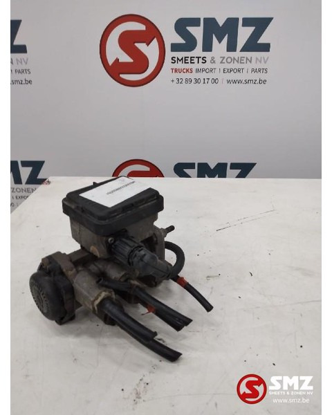 MAN Occ aanhangwagenregelklep MAN TGS 81523016213 - Phụ tùng cho Xe tải: hình 1 MAN Occ aanhangwagenregelklep MAN TGS 81523016213 - Phụ tùng cho Xe tải: hình 1