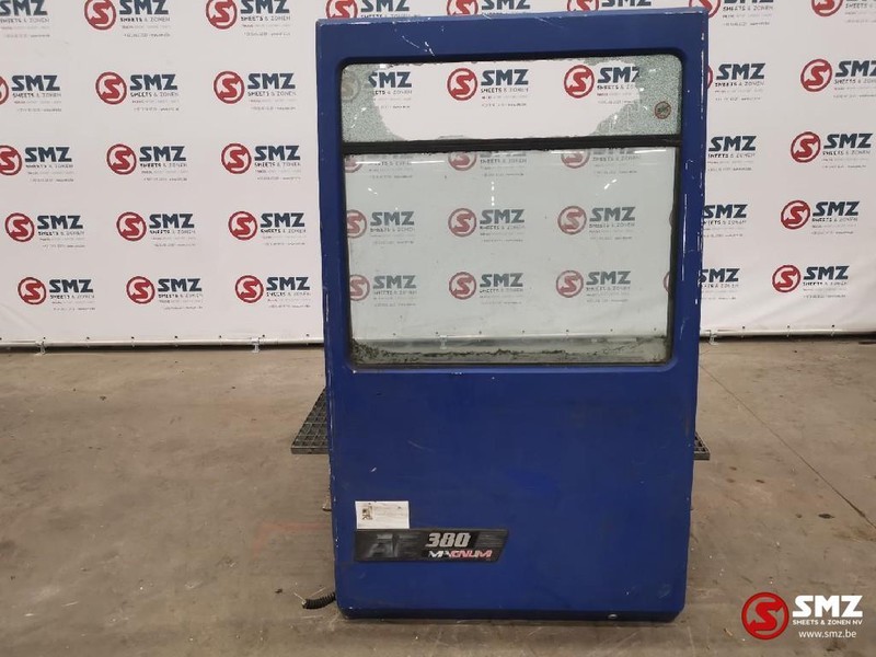 Renault Occ Deur links Renault Magnum AE 380 - Cửa và phụ tùng cho Xe tải: hình 1 Renault Occ Deur links Renault Magnum AE 380 - Cửa và phụ tùng cho Xe tải: hình 1