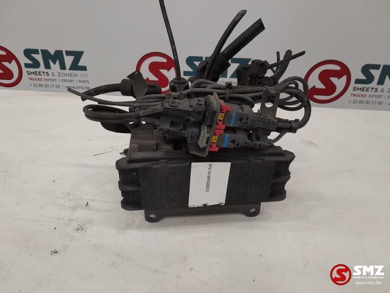Renault Occ EBS achterasmodulator Renault T 22225566 - ECU cho Xe tải: hình 3 Renault Occ EBS achterasmodulator Renault T 22225566 - ECU cho Xe tải: hình 3