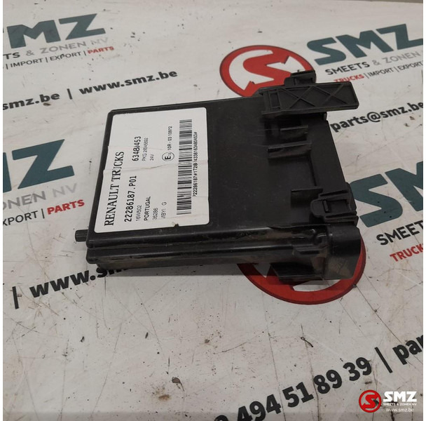 Renault Occ ECU centrale vergrendeling regeleenheid Renaul - ECU cho Xe tải: hình 3 Renault Occ ECU centrale vergrendeling regeleenheid Renaul - ECU cho Xe tải: hình 3