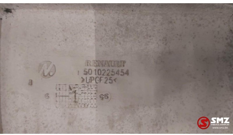 Renault Occ Grille Renault Premium - Lưới tản nhiệt cho Xe tải: hình 3 Renault Occ Grille Renault Premium - Lưới tản nhiệt cho Xe tải: hình 3