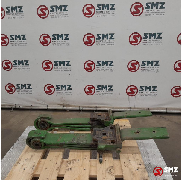 Scania Occ set van 2 bladveren stuuras / meeloopas Scania - Hệ thống treo thép cho Xe tải: hình 2 Scania Occ set van 2 bladveren stuuras / meeloopas Scania - Hệ thống treo thép cho Xe tải: hình 2