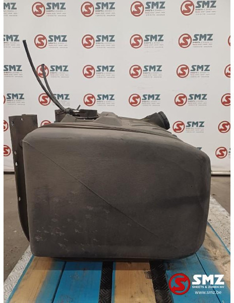 Volvo Occ brandstoftank + steunen + niveausensor Volvo - Bình nhiên liệu cho Xe tải: hình 4 Volvo Occ brandstoftank + steunen + niveausensor Volvo - Bình nhiên liệu cho Xe tải: hình 4