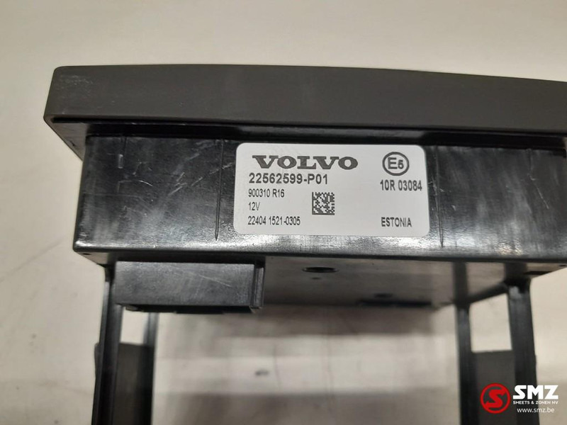 Volvo Occ lichtschakelaar Volvo - Linh kiện điện cho Xe tải: hình 5 Volvo Occ lichtschakelaar Volvo - Linh kiện điện cho Xe tải: hình 5