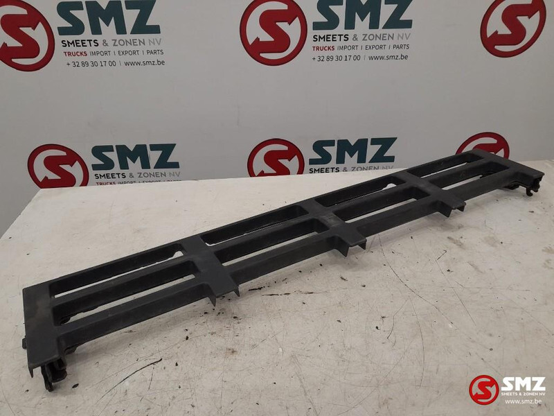 Volvo Occ opklapbare voorgrille Volvo - Lưới tản nhiệt cho Xe tải: hình 1 Volvo Occ opklapbare voorgrille Volvo - Lưới tản nhiệt cho Xe tải: hình 1