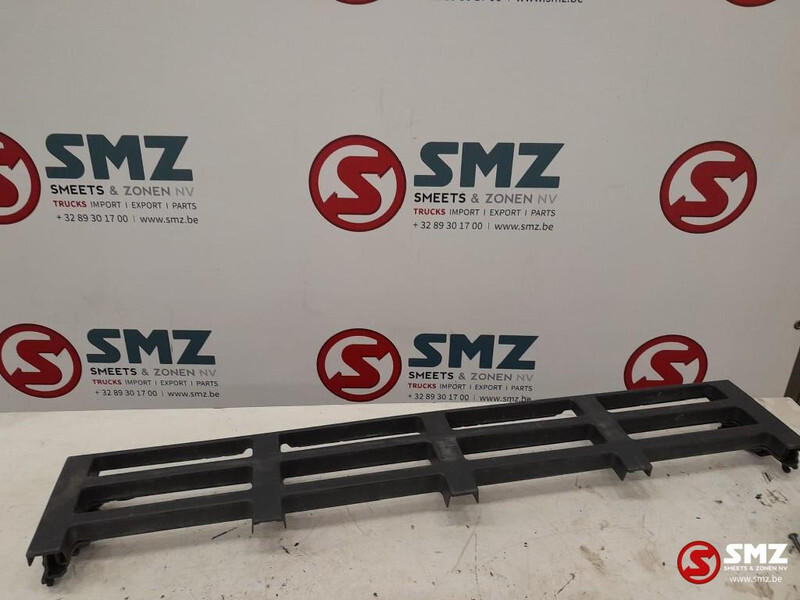 Volvo Occ opklapbare voorgrille Volvo - Lưới tản nhiệt cho Xe tải: hình 3 Volvo Occ opklapbare voorgrille Volvo - Lưới tản nhiệt cho Xe tải: hình 3