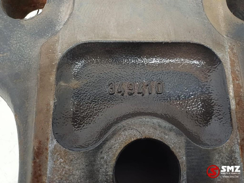 Volvo Occ schokdemperbeugel achteras rechtsonder Volvo - Bộ giảm xóc cho Xe tải: hình 3 Volvo Occ schokdemperbeugel achteras rechtsonder Volvo - Bộ giảm xóc cho Xe tải: hình 3