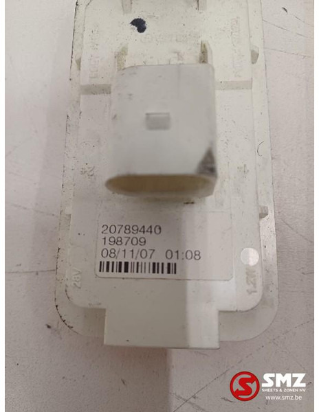 Volvo Occ set van 6 LED zijmarkeringslichten + bevestigi - Đèn/ Chiếu sáng cho Xe tải: hình 4 Volvo Occ set van 6 LED zijmarkeringslichten + bevestigi - Đèn/ Chiếu sáng cho Xe tải: hình 4