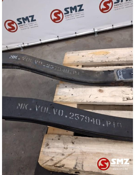 Volvo Occ set voorste bladveren Volvo FH 21319747 - Hệ thống treo thép cho Xe tải: hình 4 Volvo Occ set voorste bladveren Volvo FH 21319747 - Hệ thống treo thép cho Xe tải: hình 4