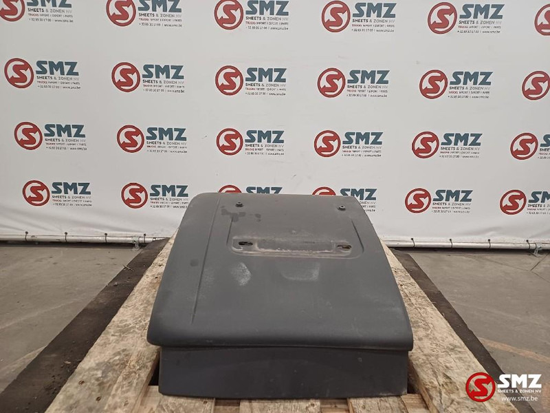 Volvo Occ spatbord cabine achter L/R Volvo - Thân xe và ngoại thất cho Xe tải: hình 3 Volvo Occ spatbord cabine achter L/R Volvo - Thân xe và ngoại thất cho Xe tải: hình 3