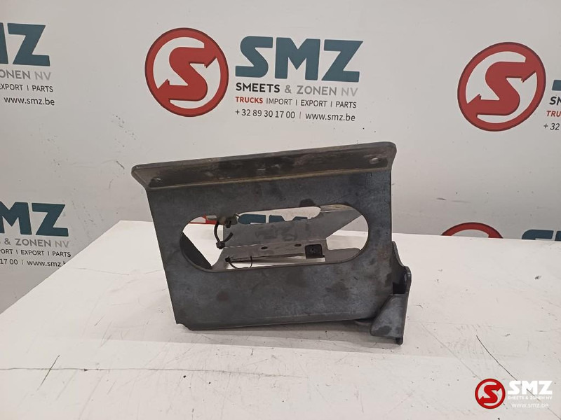 Volvo Occ spatbordsteun vooras rechtsachter Volvo - Thân xe và ngoại thất cho Xe tải: hình 3 Volvo Occ spatbordsteun vooras rechtsachter Volvo - Thân xe và ngoại thất cho Xe tải: hình 3