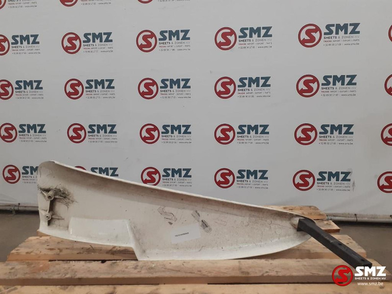 Volvo Occ zijdakspoiler rechts Volvo - Khí động học/ Spoiler cho Xe tải: hình 2 Volvo Occ zijdakspoiler rechts Volvo - Khí động học/ Spoiler cho Xe tải: hình 2