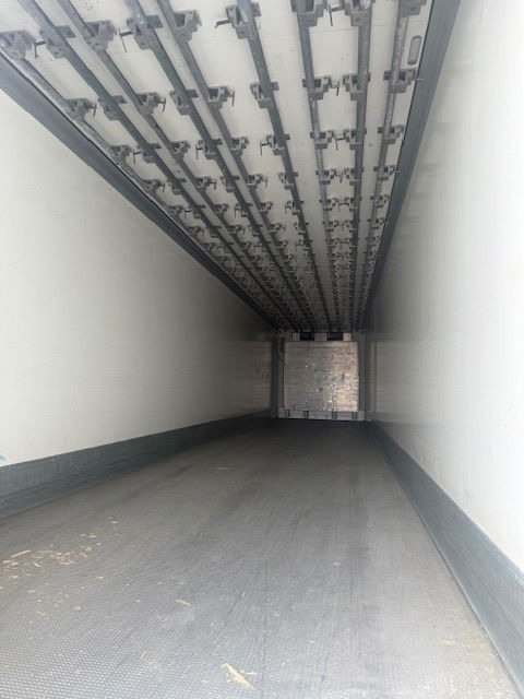 Schmitz Cargobull Vleeshanger Schade - Sơ mi rơ moóc đông lạnh: hình 3 Schmitz Cargobull Vleeshanger Schade - Sơ mi rơ moóc đông lạnh: hình 3