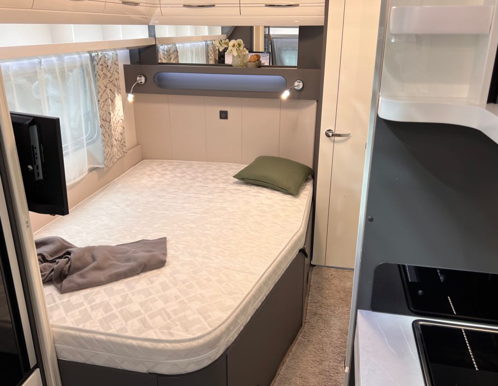 Rơ moóc kiểu caravan EXCELLENT 495 WFB: hình 9