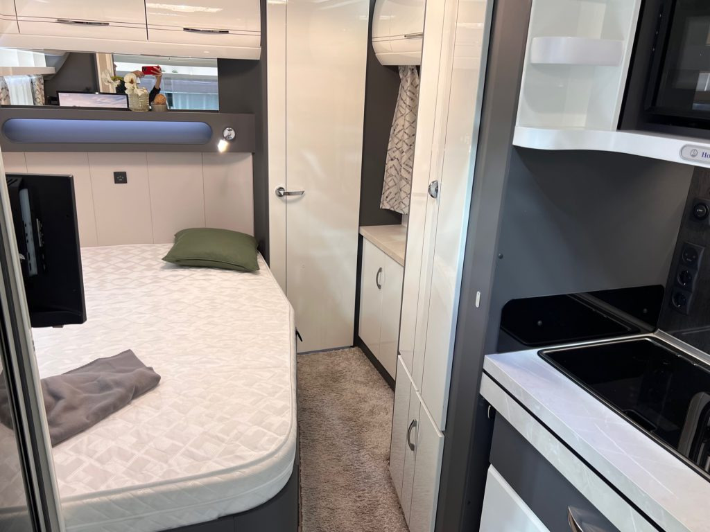 Rơ moóc kiểu caravan EXCELLENT 495 WFB: hình 8