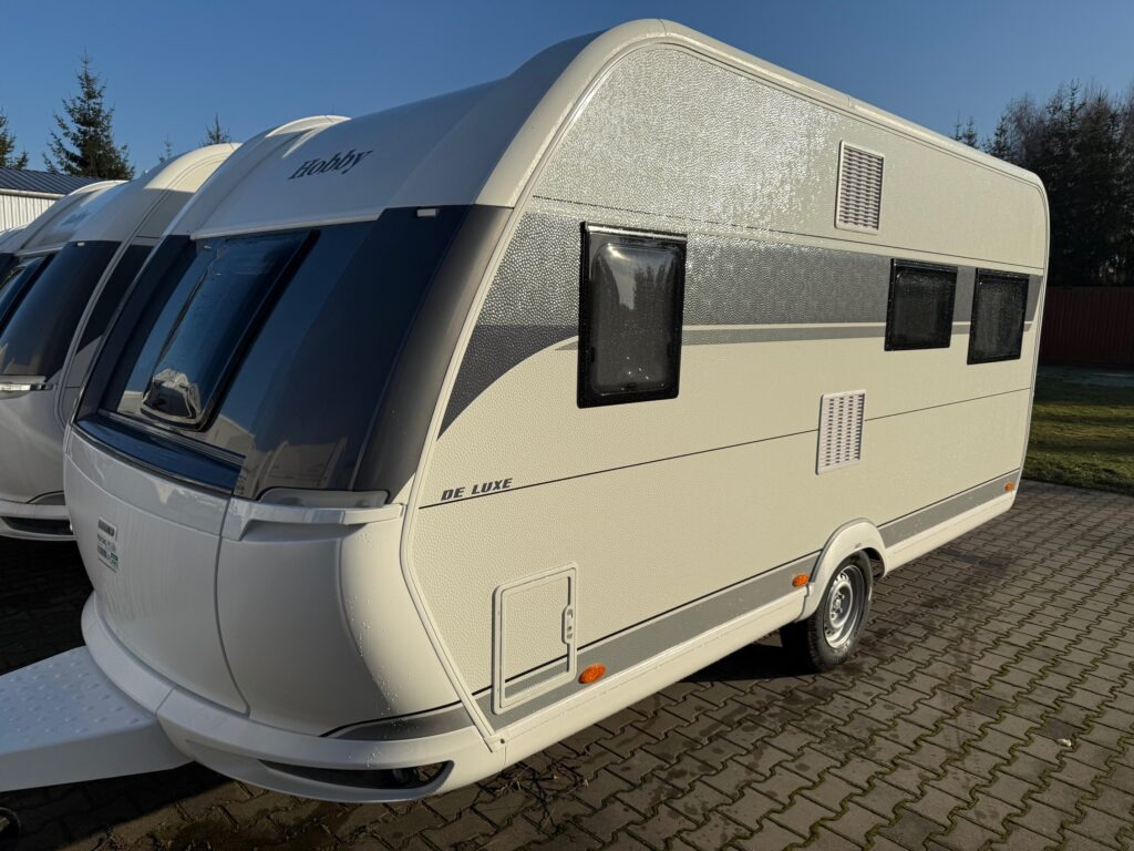 HOBBY DE LUXE 460 UFe 2025 - Rơ moóc kiểu caravan: hình 1 HOBBY DE LUXE 460 UFe 2025 - Rơ moóc kiểu caravan: hình 1