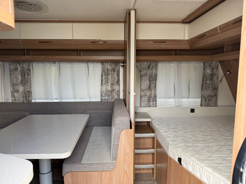 Hobby 545 KMF DE LUXE 2021 - Rơ moóc kiểu caravan: hình 5 Hobby 545 KMF DE LUXE 2021 - Rơ moóc kiểu caravan: hình 5