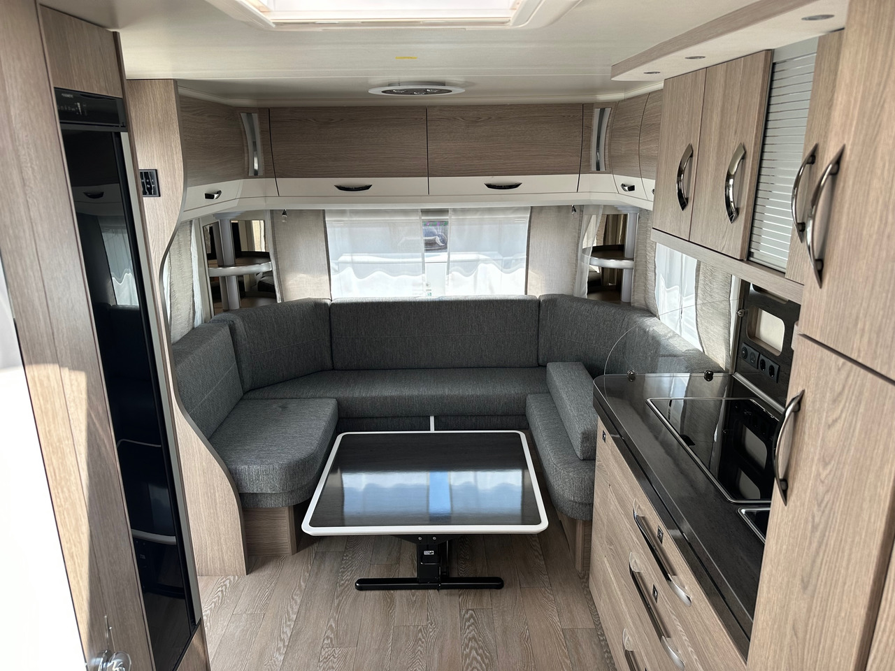 Hobby 560 UL Prestige 2023 - Rơ moóc kiểu caravan: hình 5 Hobby 560 UL Prestige 2023 - Rơ moóc kiểu caravan: hình 5