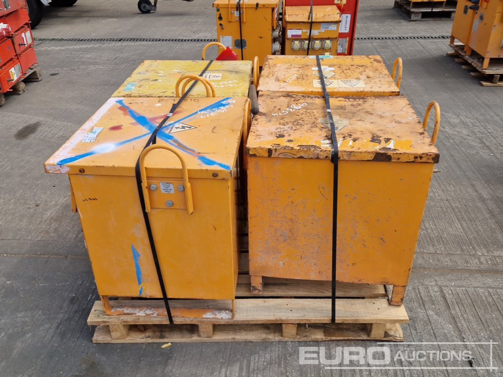 110 Volt Transformer (4 of) - Trang thiết bị xây dựng: hình 2 110 Volt Transformer (4 of) - Trang thiết bị xây dựng: hình 2