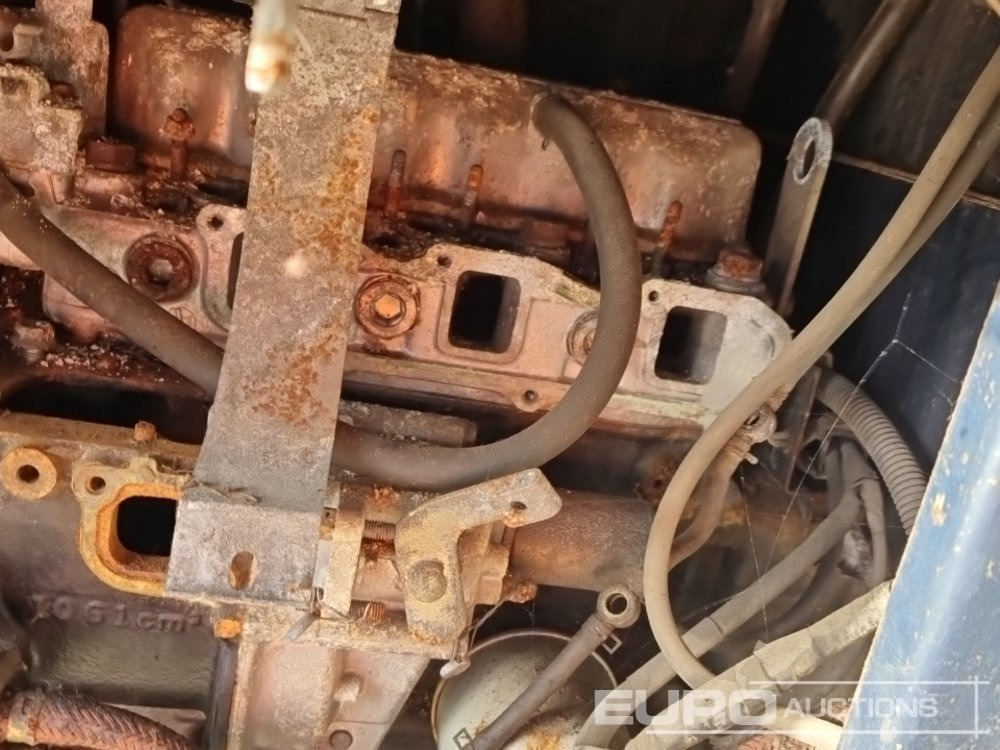 Bộ phát điện 110Volt Generator/Welder, 3 Cylinder Engine (2 of), 230Volt Generator/Welder, Engine (Parts Missing): hình 26