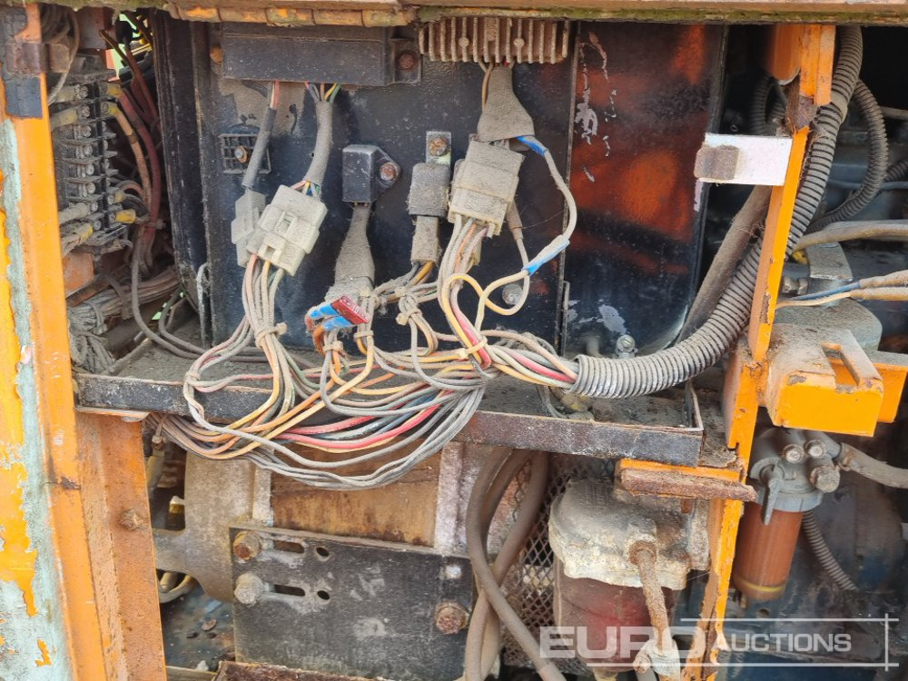 Bộ phát điện 110Volt Generator/Welder, 3 Cylinder Engine (2 of), 230Volt Generator/Welder, Engine (Parts Missing): hình 17