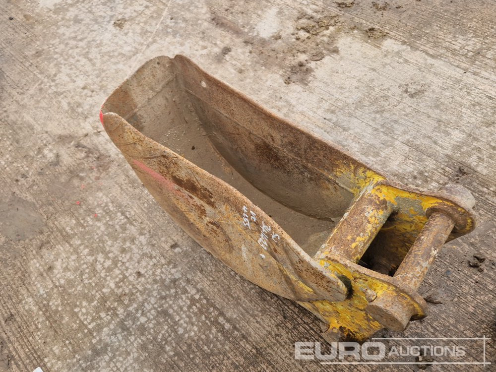 12" Strickland Digging Bucket 45mm Pin to suit 4-6 Ton Excavator - Gầu: hình 3 12" Strickland Digging Bucket 45mm Pin to suit 4-6 Ton Excavator - Gầu: hình 3