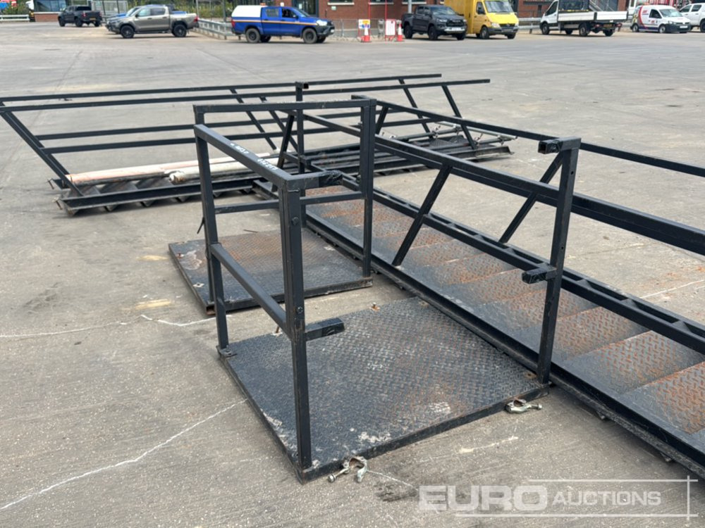 15 Step Steel Stairs, Access Platform, Handrails, Leg Supports (Cannot Be Reconsigned) (2 of) - Dụng cụ/ Thiết bị: hình 5 15 Step Steel Stairs, Access Platform, Handrails, Leg Supports (Cannot Be Reconsigned) (2 of) - Dụng cụ/ Thiết bị: hình 5