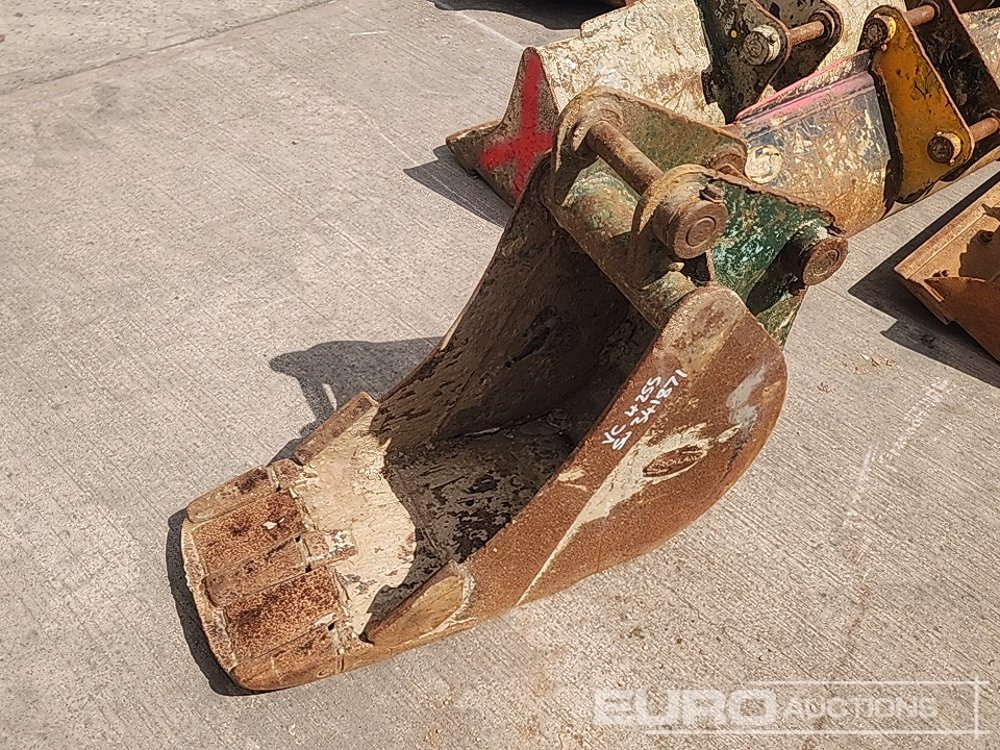18" Strickland Digging Bucket 45mm Pin to suit 4-6 Ton Excavator - Gầu: hình 1 18" Strickland Digging Bucket 45mm Pin to suit 4-6 Ton Excavator - Gầu: hình 1