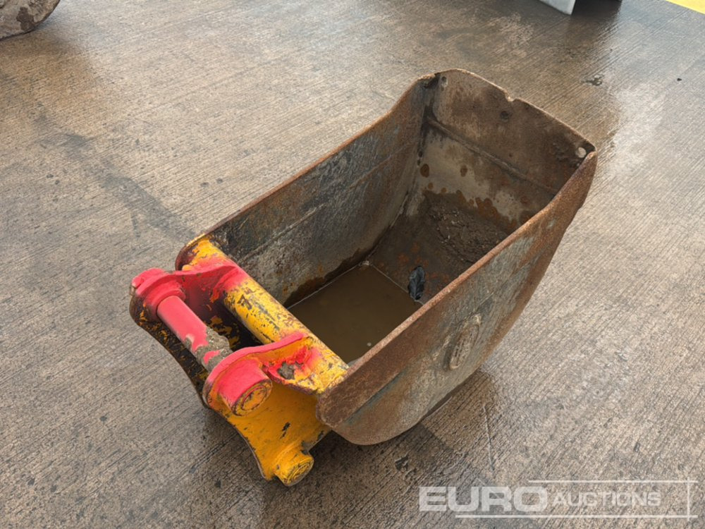 18" Strickland Digging Bucket 45mm Pin to suit 4-6 Ton Excavator - Gầu: hình 4 18" Strickland Digging Bucket 45mm Pin to suit 4-6 Ton Excavator - Gầu: hình 4