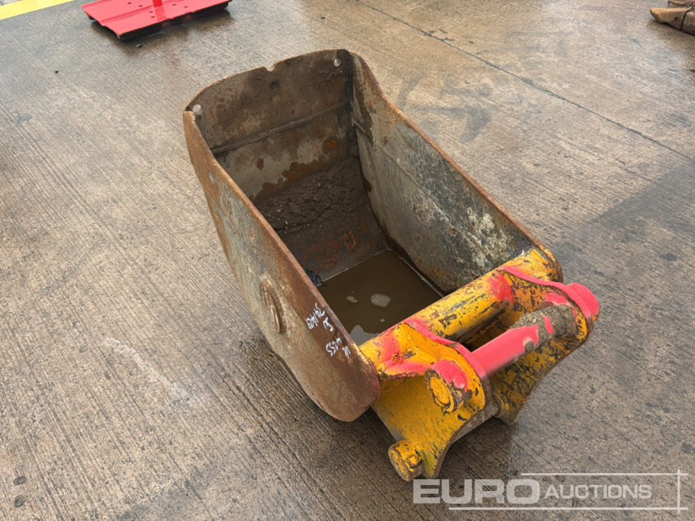 18" Strickland Digging Bucket 45mm Pin to suit 4-6 Ton Excavator - Gầu: hình 2 18" Strickland Digging Bucket 45mm Pin to suit 4-6 Ton Excavator - Gầu: hình 2