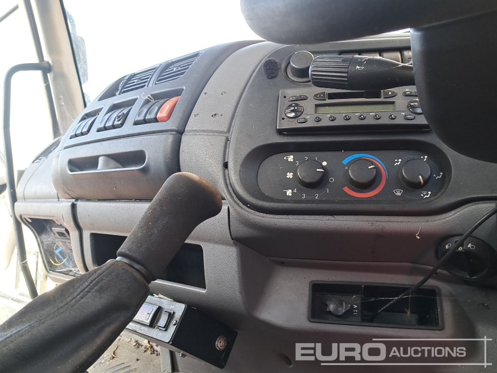 Xe tải chuyên chở tự động 2004 DAF 45.150: hình 28