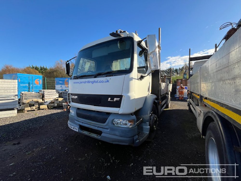 2004 DAF LF55.220 18 - Xe ben: hình 1 2004 DAF LF55.220 18 - Xe ben: hình 1