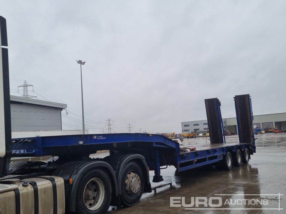 2005 Tirsan Tri Axle Step Frame Low Loader Trailer, Neck Ramps, Out Riggers, Hydraulic Flip Toe Ramps - Sơ mi rơ moóc thùng thấp: hình 1 2005 Tirsan Tri Axle Step Frame Low Loader Trailer, Neck Ramps, Out Riggers, Hydraulic Flip Toe Ramps - Sơ mi rơ moóc thùng thấp: hình 1