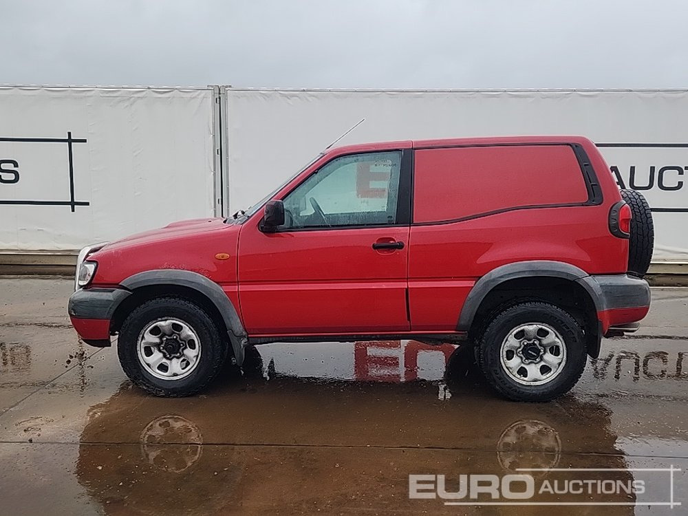 2006 Nissan Terrano - SUV: hình 2 2006 Nissan Terrano - SUV: hình 2