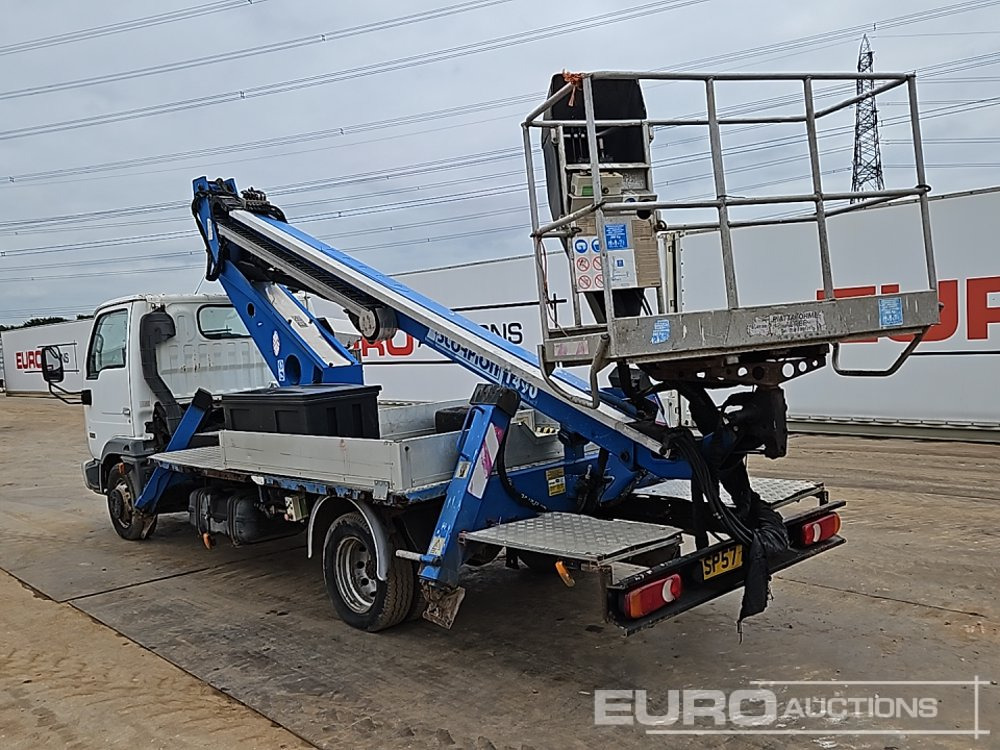 2007 Nissan Cabstar 35.13 - Nền bục trên không gắn trên xe tải: hình 3 2007 Nissan Cabstar 35.13 - Nền bục trên không gắn trên xe tải: hình 3