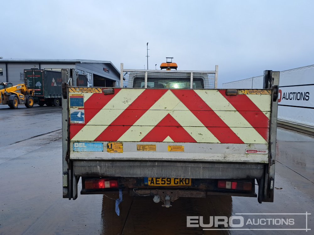 2009 Ford Transit - Xe tải nhỏ phẳng: hình 4 2009 Ford Transit - Xe tải nhỏ phẳng: hình 4