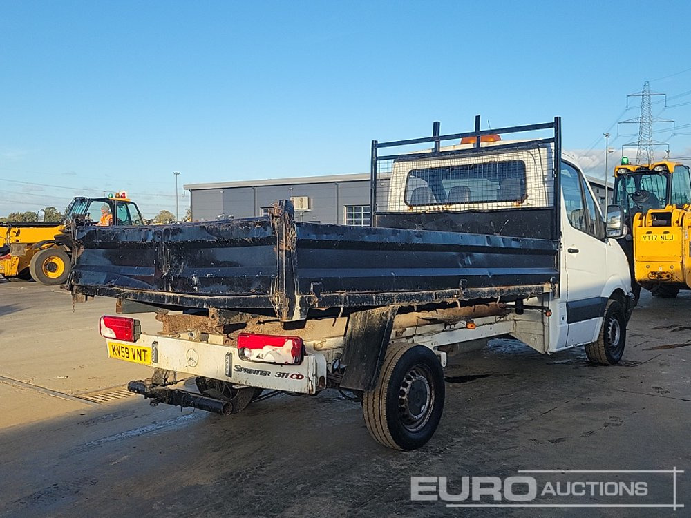 2009 Mercedes Sprinter 311 CDI - Xe ben nhỏ: hình 5 2009 Mercedes Sprinter 311 CDI - Xe ben nhỏ: hình 5