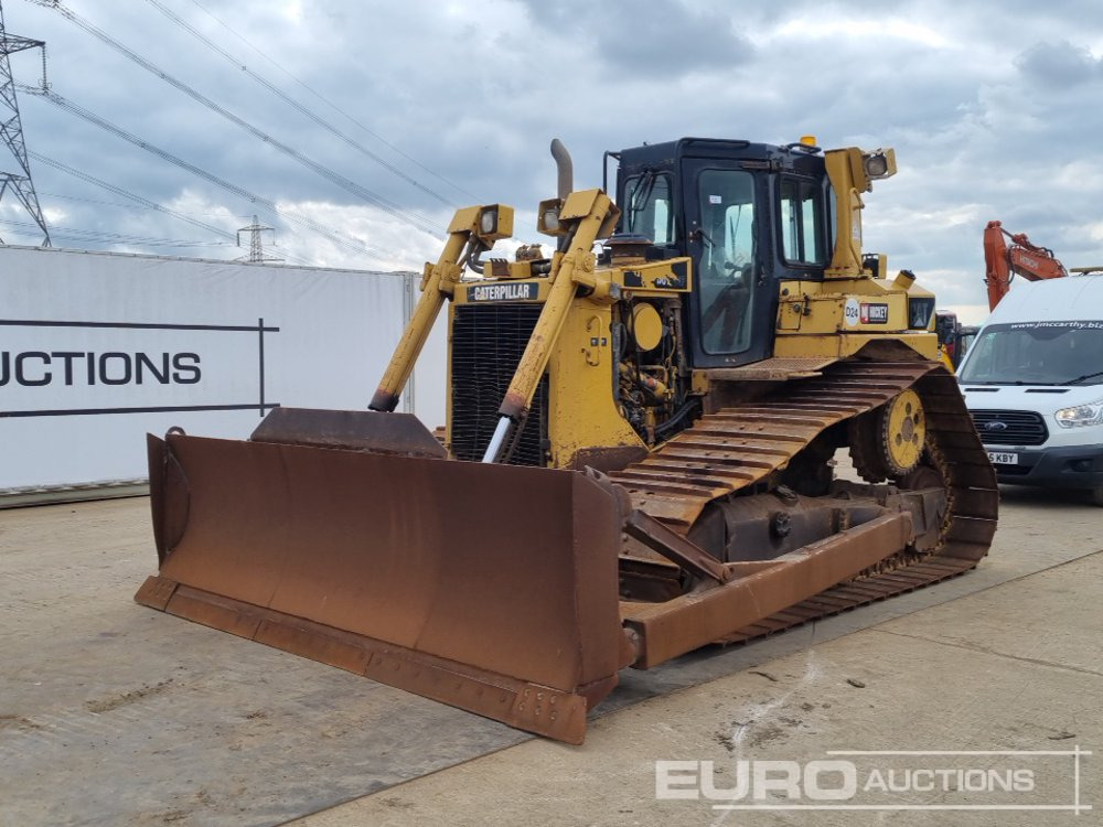 2010 CAT D6T - Máy ủi: hình 1 2010 CAT D6T - Máy ủi: hình 1