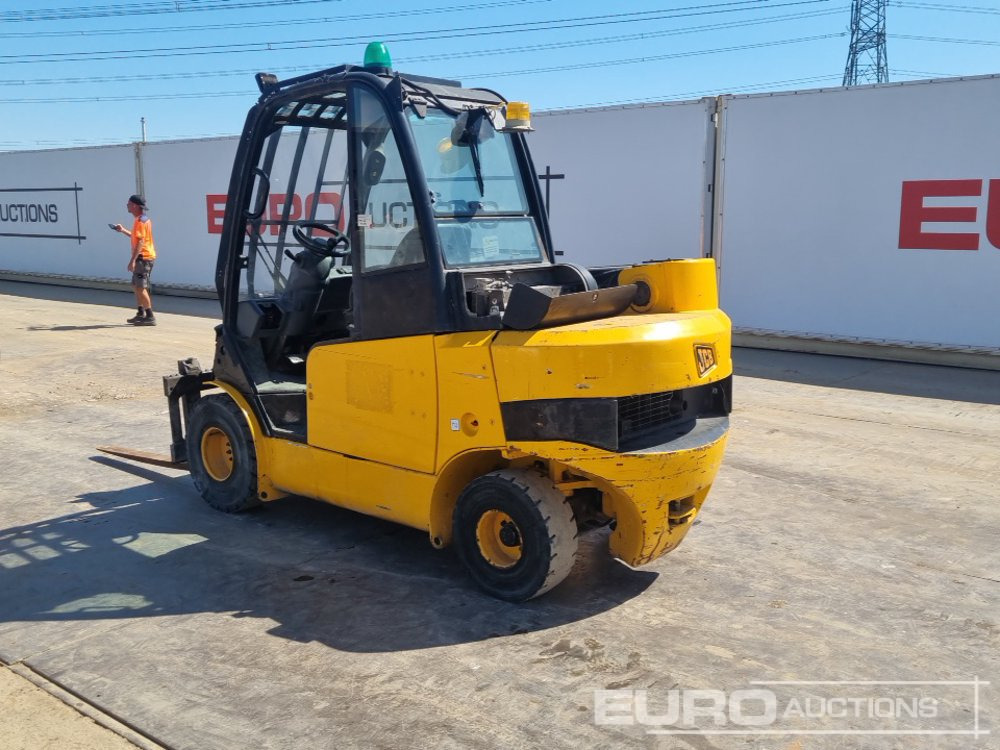 2010 JCB TLT35D - Xe nhấc hình viễn vọng kính: hình 4 2010 JCB TLT35D - Xe nhấc hình viễn vọng kính: hình 4