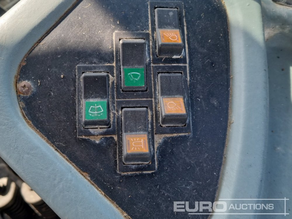 Máy cày 2010 New Holland TD5010: hình 43