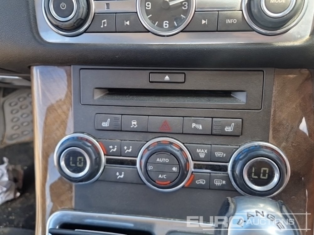 SUV 2010 Range Rover Sport HSE: hình 34