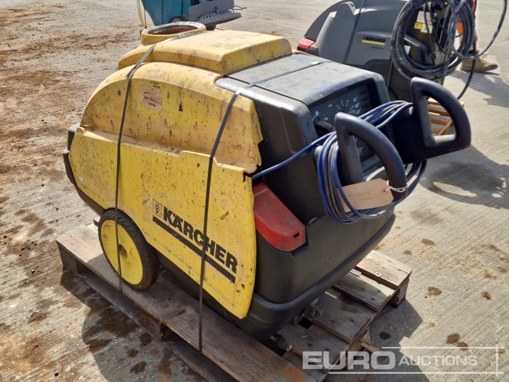 2011 Karcher 250 Volt Scrubber Dryer - Trang thiết bị xây dựng: hình 3 2011 Karcher 250 Volt Scrubber Dryer - Trang thiết bị xây dựng: hình 3